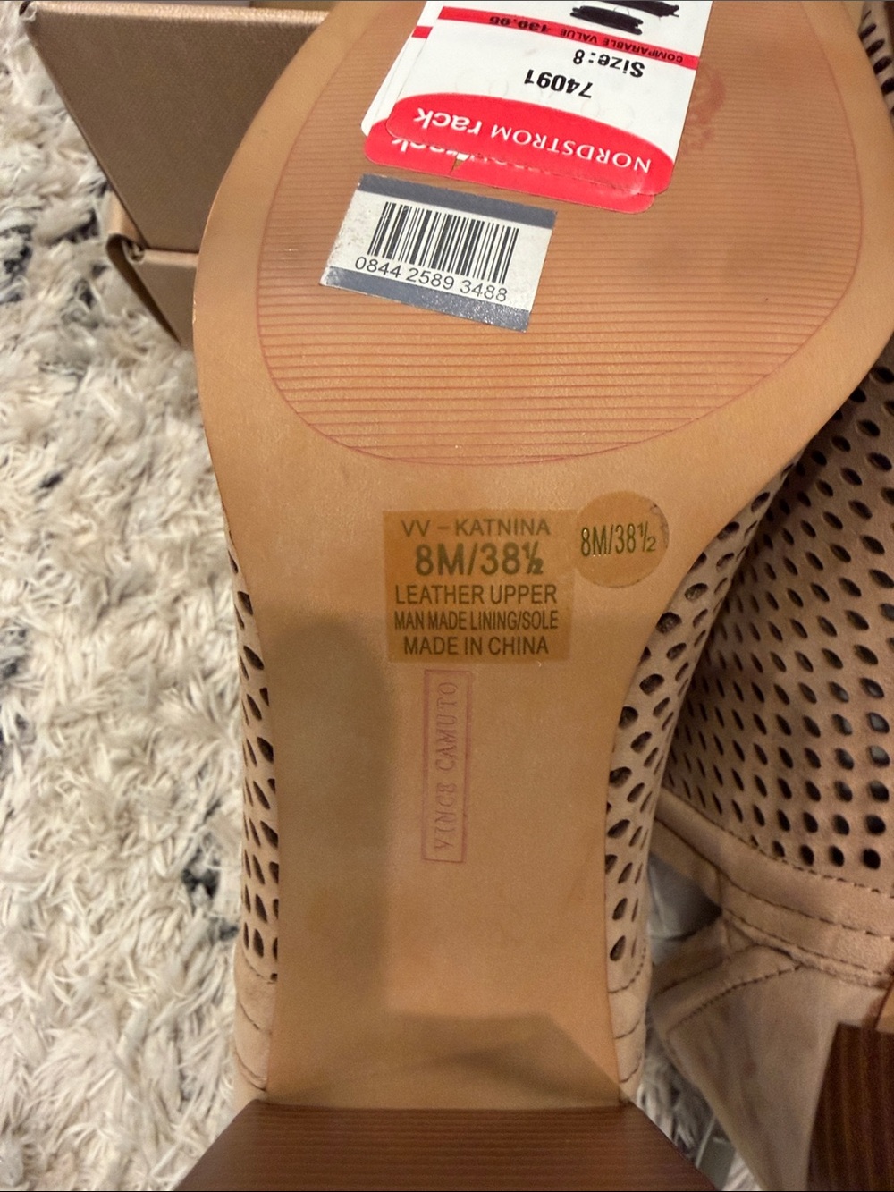 Vincent Camuto Womens Tan Perforated Peep-Toe Booties NWT - Picture 6 of 6
